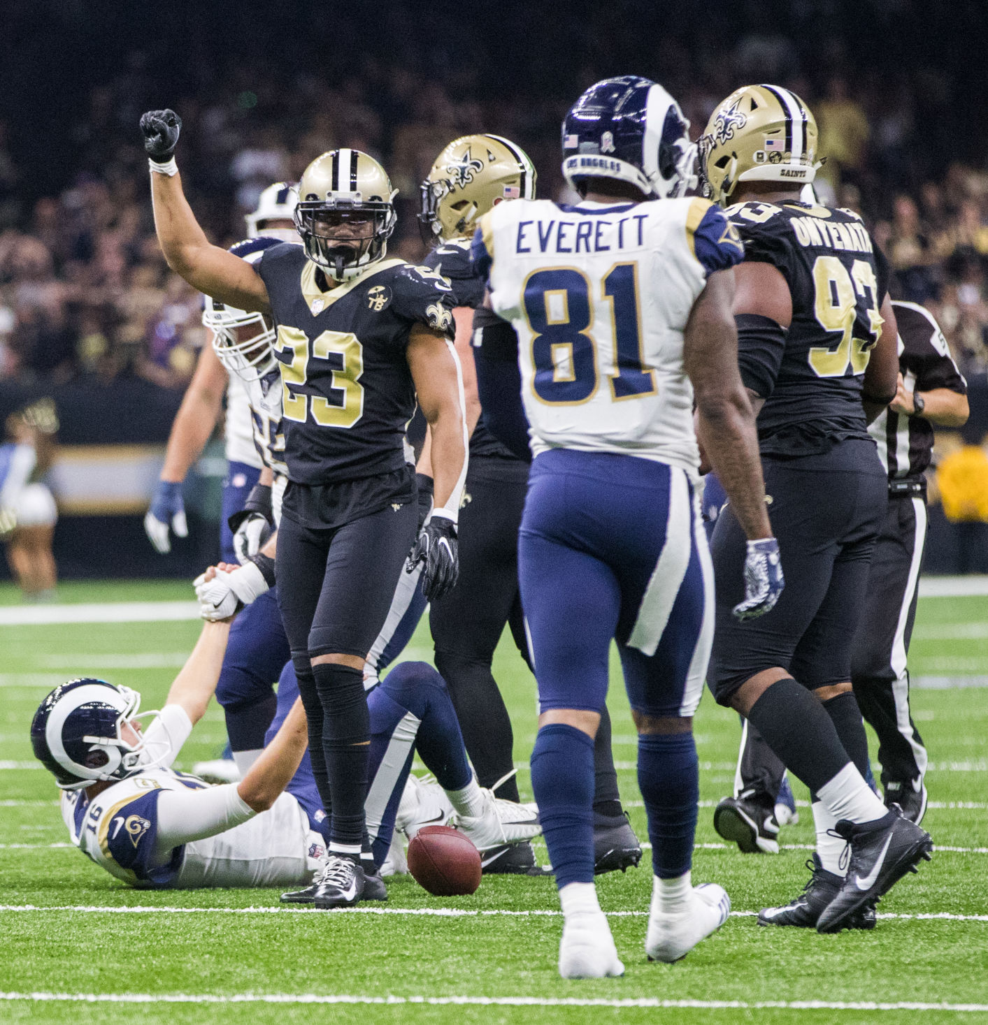 NO.saintsrams.110518.24.JPG